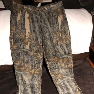 Insulated hunting pants